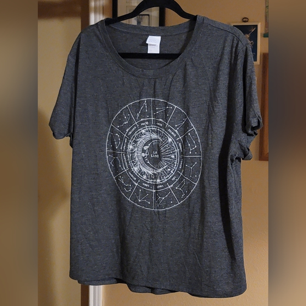 Women's Charcoal Graphic T-Shirt/Pajama top